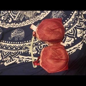 NWT. Cacique bra.